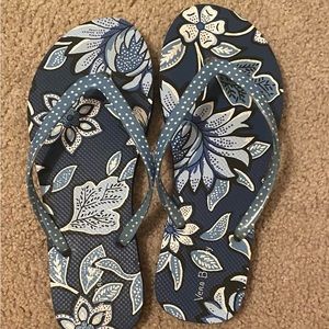 Vera Bradley flip flops